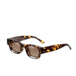 TORTOISE SHELL Squared Sunglasses